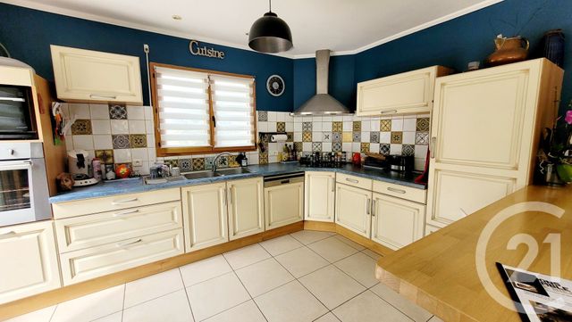 maison à vendre - 6 pièces - 163.86 m2 - HENANBIHEN - 22 - BRETAGNE - Century 21 Dufeil Invest