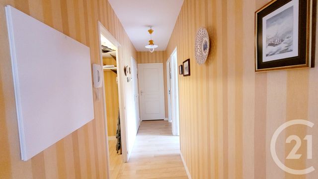 Appartement T3 à vendre - 3 pièces - 70.98 m2 - PLANCOET - 22 - BRETAGNE - Century 21 Dufeil Invest