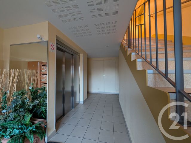Appartement T3 à vendre - 3 pièces - 61.43 m2 - PLANCOET - 22 - BRETAGNE - Century 21 Dufeil Invest