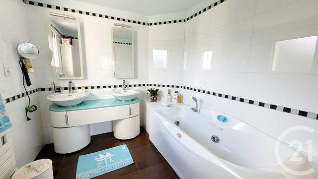 maison à vendre - 7 pièces - 172.61 m2 - ST CAST LE GUILDO - 22 - BRETAGNE - Century 21 Dufeil Invest